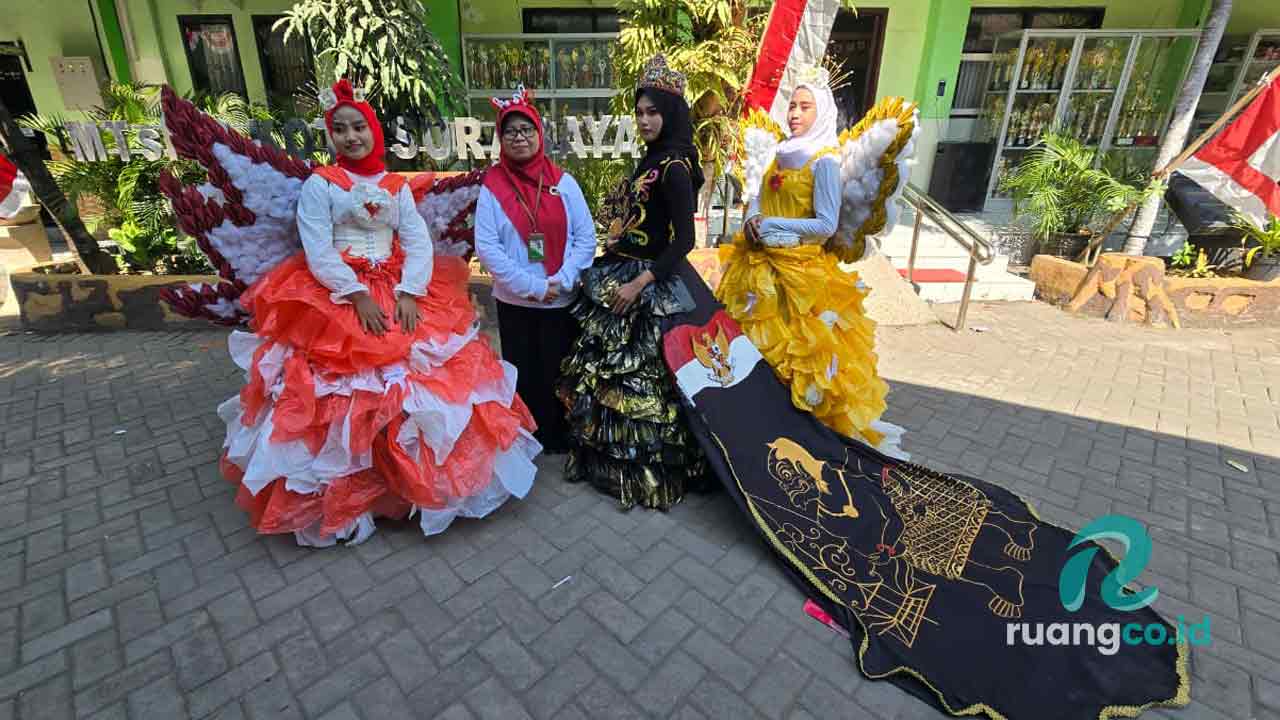 karnaval HUT RI