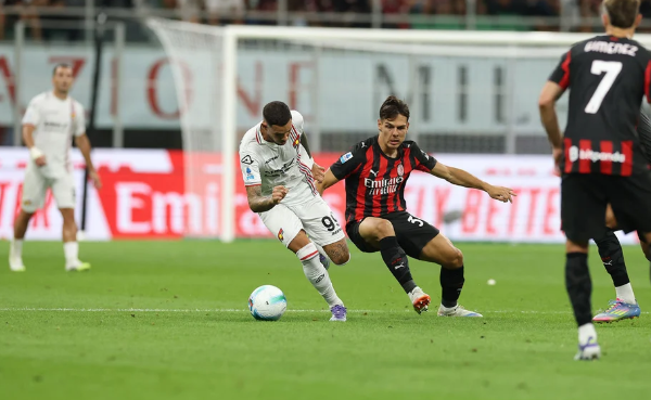 Pemain AC Milan ketika menghadapi Cremonese (Dok. Official AC MIlan)