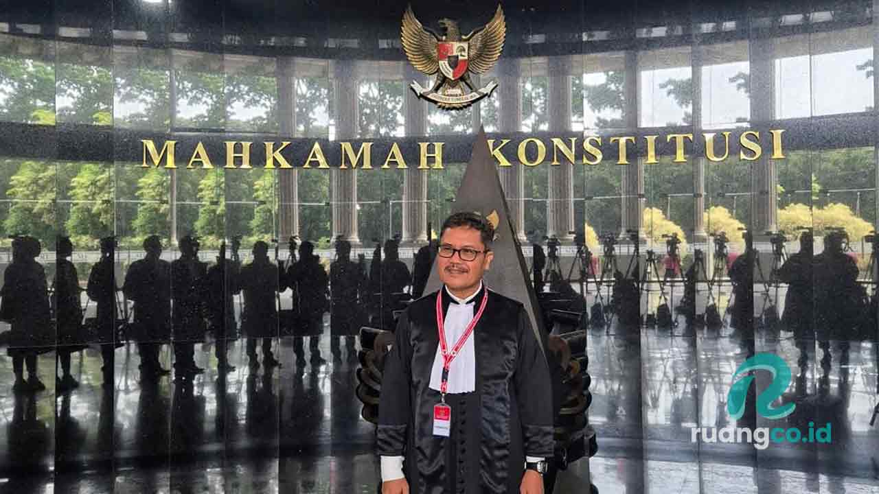 Dr. Hufron Pemakzulan Bupati Pati