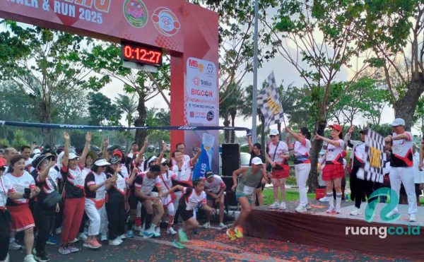 Shining Walk & Run 2025