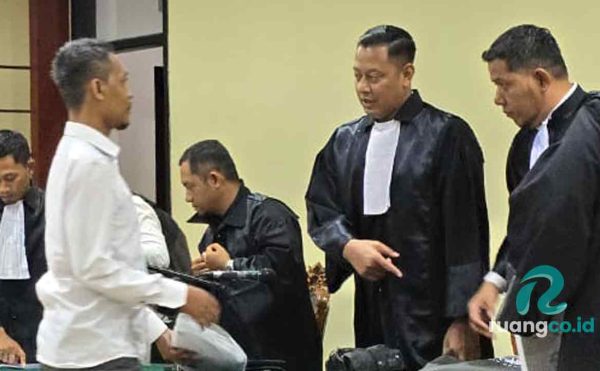 vonis ringan korupsi RPHU Lamongan