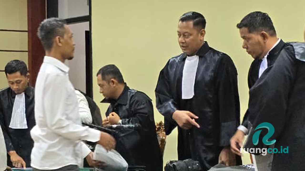 vonis ringan korupsi RPHU Lamongan