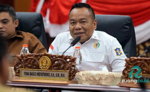 Ketua Komisi A DPRD SUrabaya Yona Bagus Widyatmoko