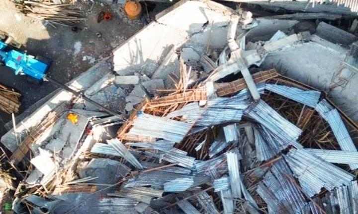 Evakuasi empat korban Sidoarjo