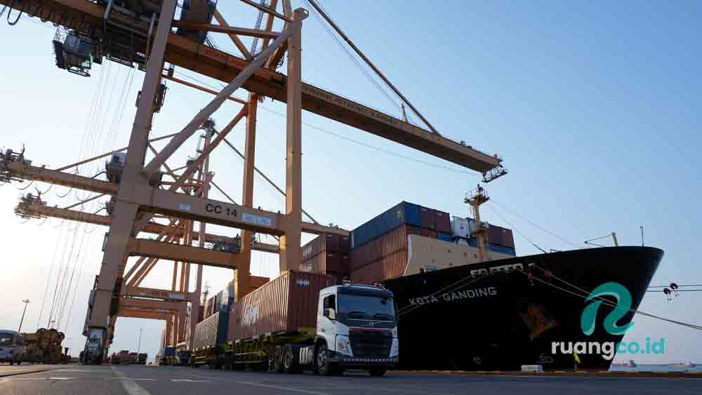 pertumbuhan ekspor peti kemas