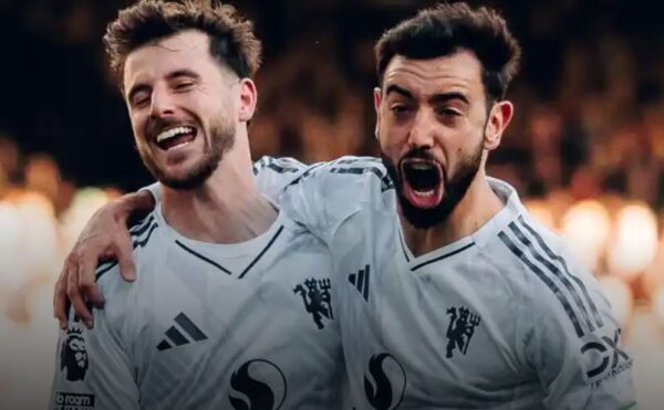 Bruno Fernandes dan Mason Mount siap kembali memperkuat Manchester United (c) Official ManUtd