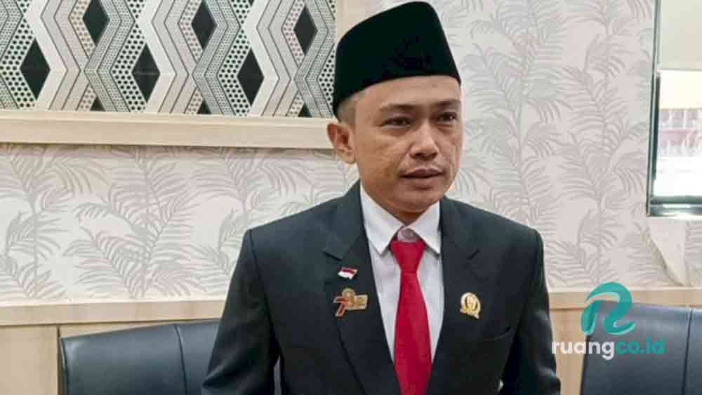 Deni Prasetya Anggota Komisi B DPRD Jatim