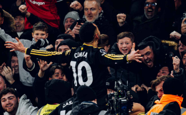 Matheus Cunha merayakan gol kemenangan Manchester United ke gawang Arsenal di Emirates Stadium (Dok. Official ManUtd)