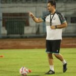 Paulo Renato Duarte Asisten Pelatih Persebaya. (c) istimewa