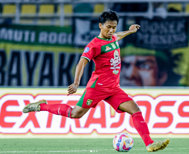 kadek raditya saat berseragam Persebaya (@radityamaheswara)