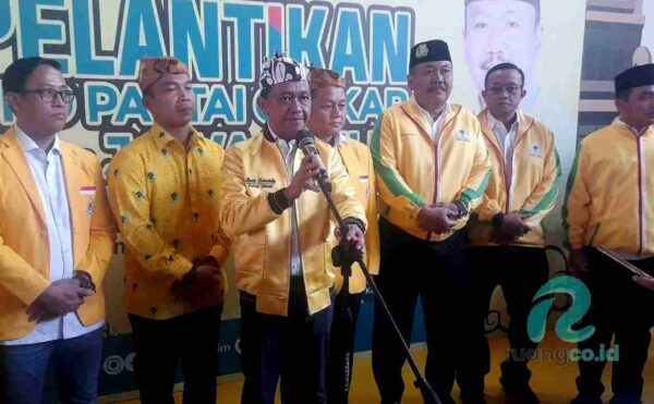 Pelantikan serentak DPD II Golkar