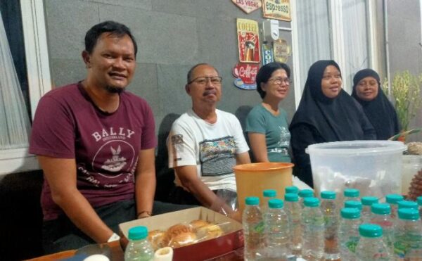 Emak-Emak Mutiara Regency