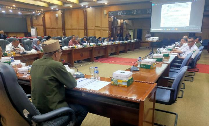 Bongkar Tembok Mutiara Regency