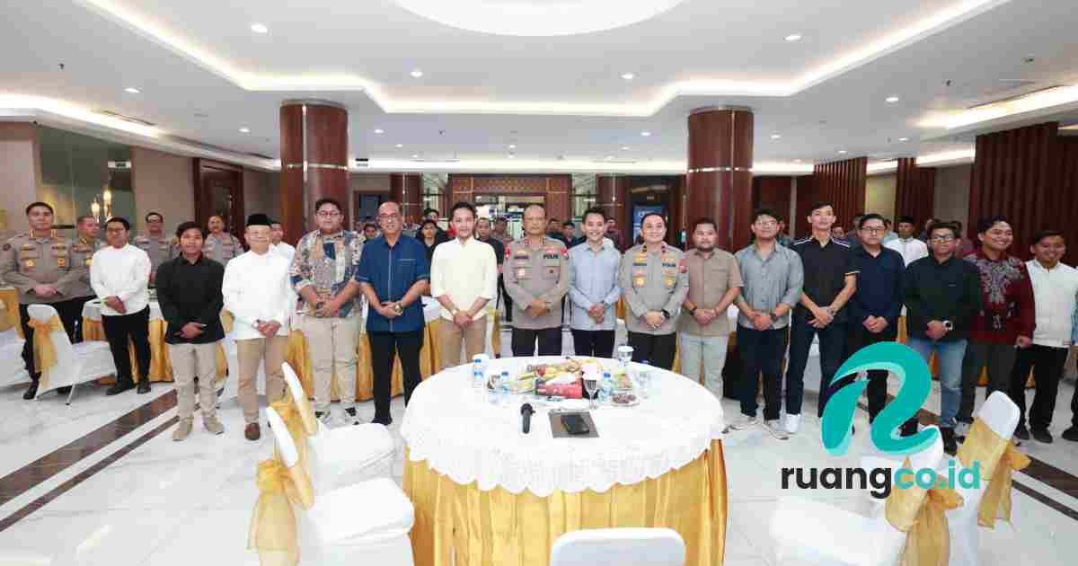 Kapolda Jatim buka puasa bersama mahasiswa
