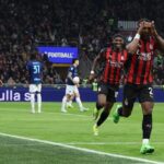 ervis Estupiñán mencetak gol kemenangan AC Milan saat derby melawan Inter Milan di San Siro (Pho: Official AC Milan)