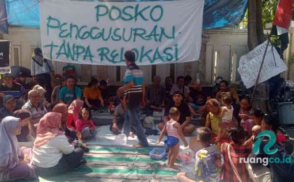 PKL Semambung duduki DPRD