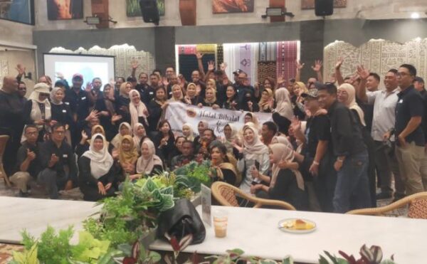 Halal Bihalal Alumni Untag