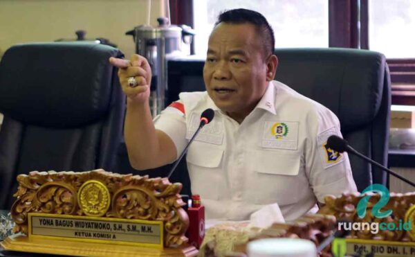 Dugaan penipuan eks Camat Pakal Surabaya