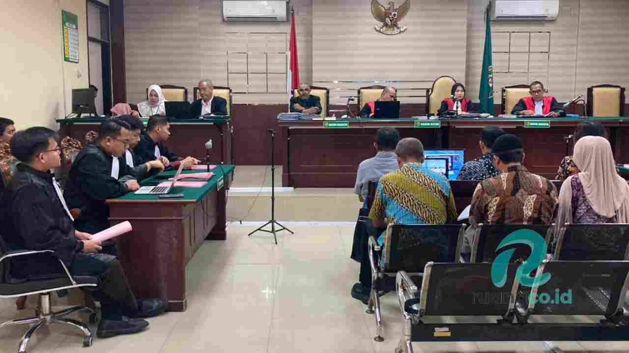 kasus pengerukan kolam pelabuhan