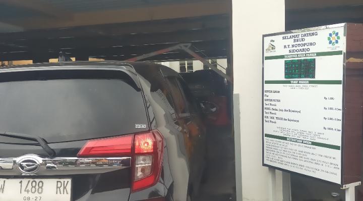 Parkir RSUD Notopuro