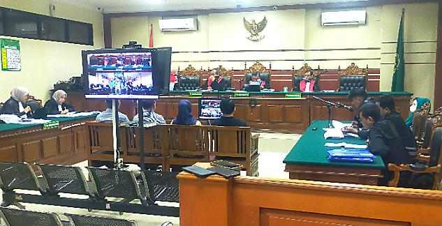 Tiwik dan Fakta Uang Rekrutmen Desa