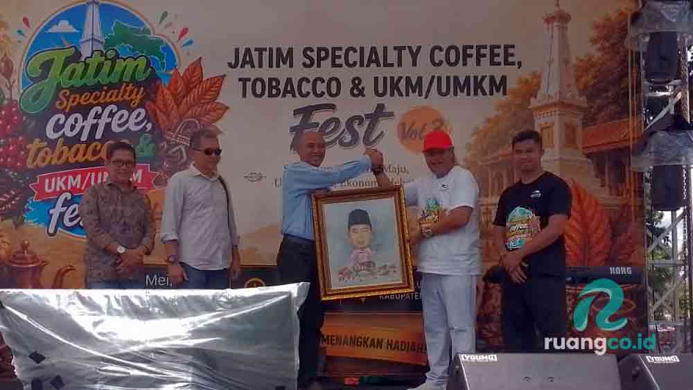 Episentrum kopi dan tembakau Jember