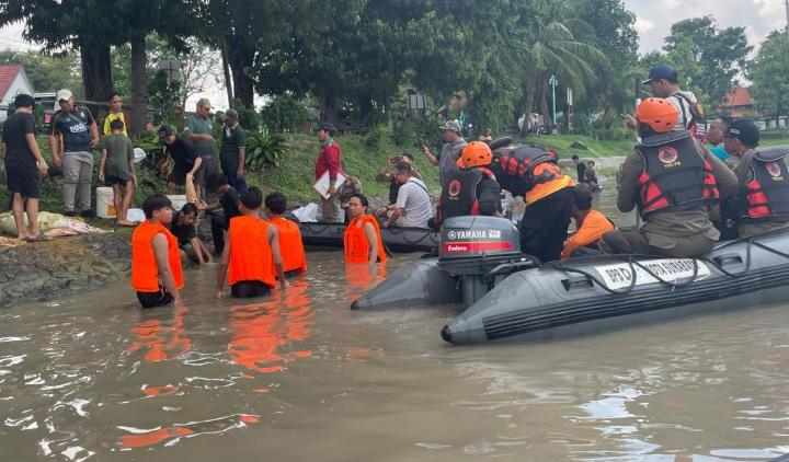 Limbah Sungai Surabaya