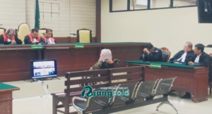 Vonis Tiwik Empat Tahun