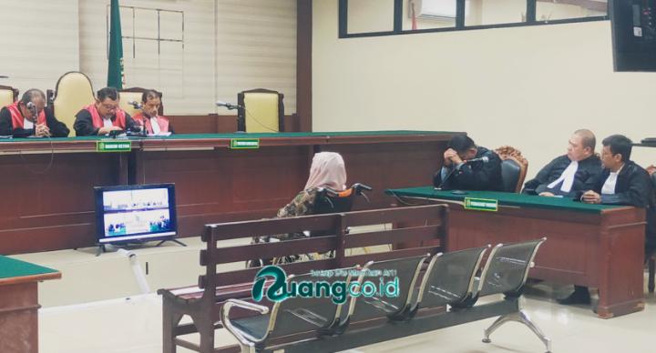 Vonis Tiwik Empat Tahun