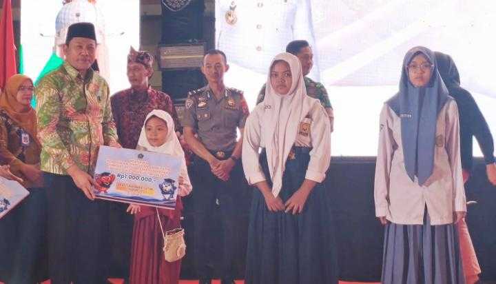 4000 Beasiswa pendidikan Sidoarjo