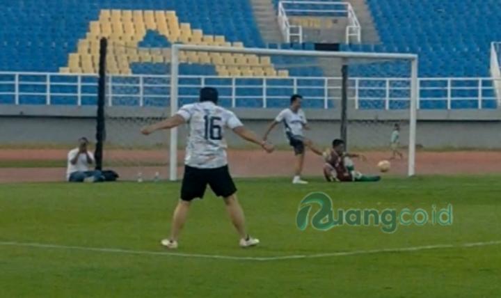 Sepak Bola DPRD