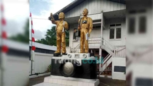 Mendur bersaudara