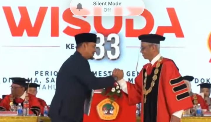 Wisuda Untag Surabaya