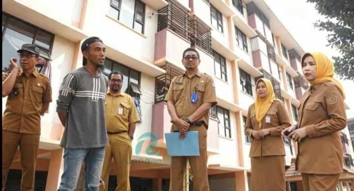Wabup Mimik Sidak Rusunawa Pucang Beromzet Miliaran Bongkar Kondisi Buruk, Warga Tuntut Perbaikan Segera