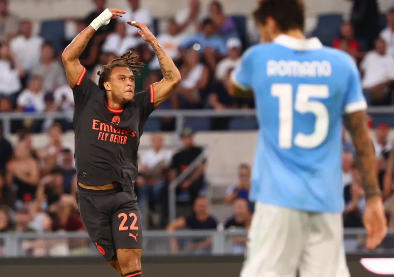 Diego Moreira mencetak dua gol untuk AC Milan saat melawan Lazio di Serie A 2026/2027. (istimewa)