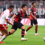 Pemain AC Milan saat bertanding melawan Benfica (Photo : Official AC Milan)
