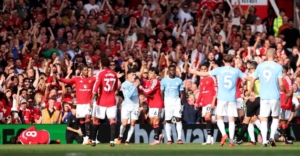 Suasana Panas saat Pertandingan Manchester United vs Manchester City (photo : Official ManUtd)