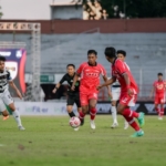 Pemain De Red FC saat Melawan Kendal Tornado FC pada laga perdana Championship 2026/2027. (Pho : Official de Red)