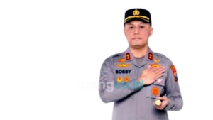 Kapolresta Sidoarjo boby