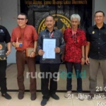penahanan tersangka cukai Jombang