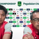 Pelatih dan pemain De Red FC dalam konferensi pers jelang laga melawan Persela Lamongan