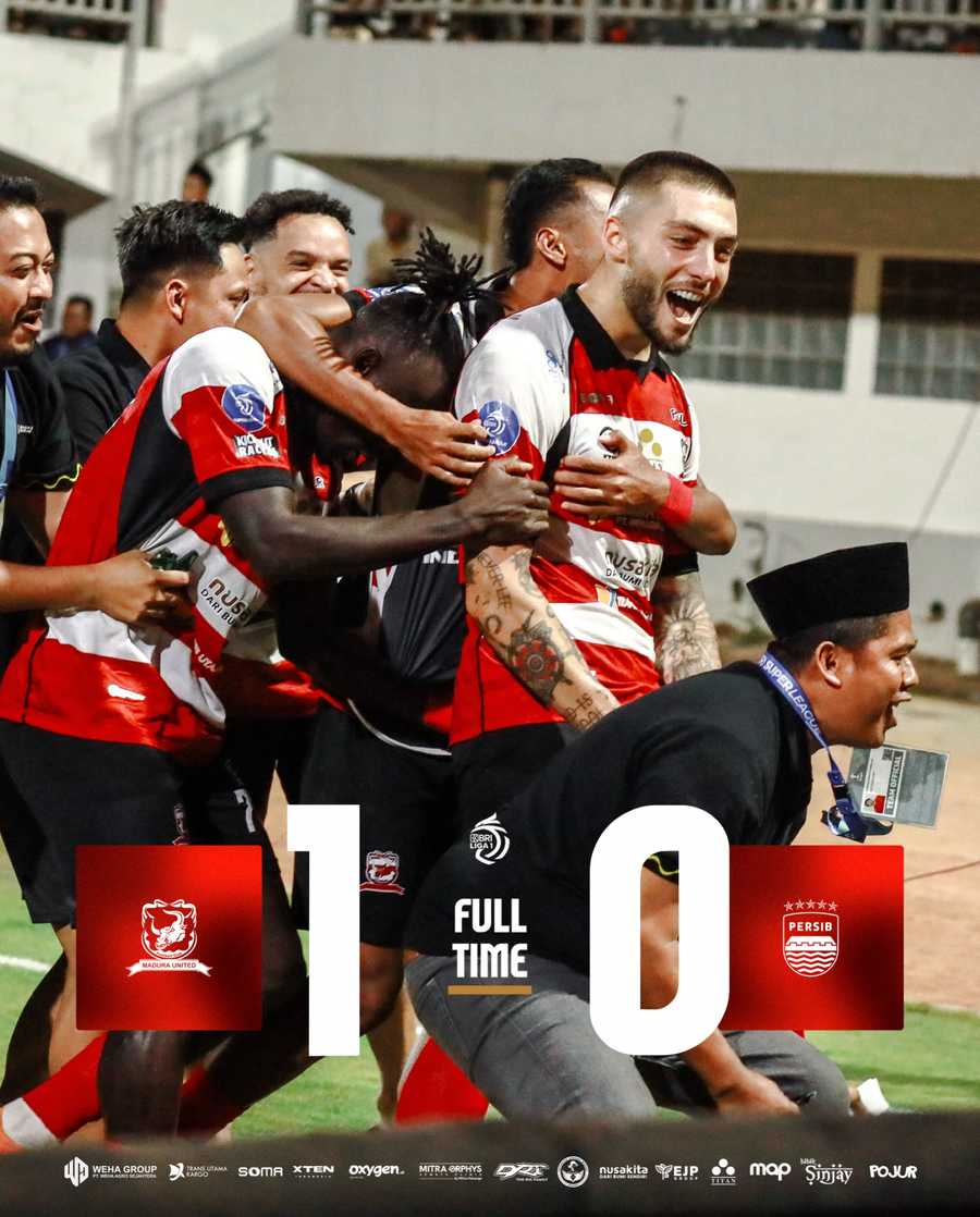 Selebrasi pemain Madura United usai menang 1-0 atas Persib Bandung