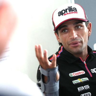 Jorge Martin dengan penyangga pergelangan tangan